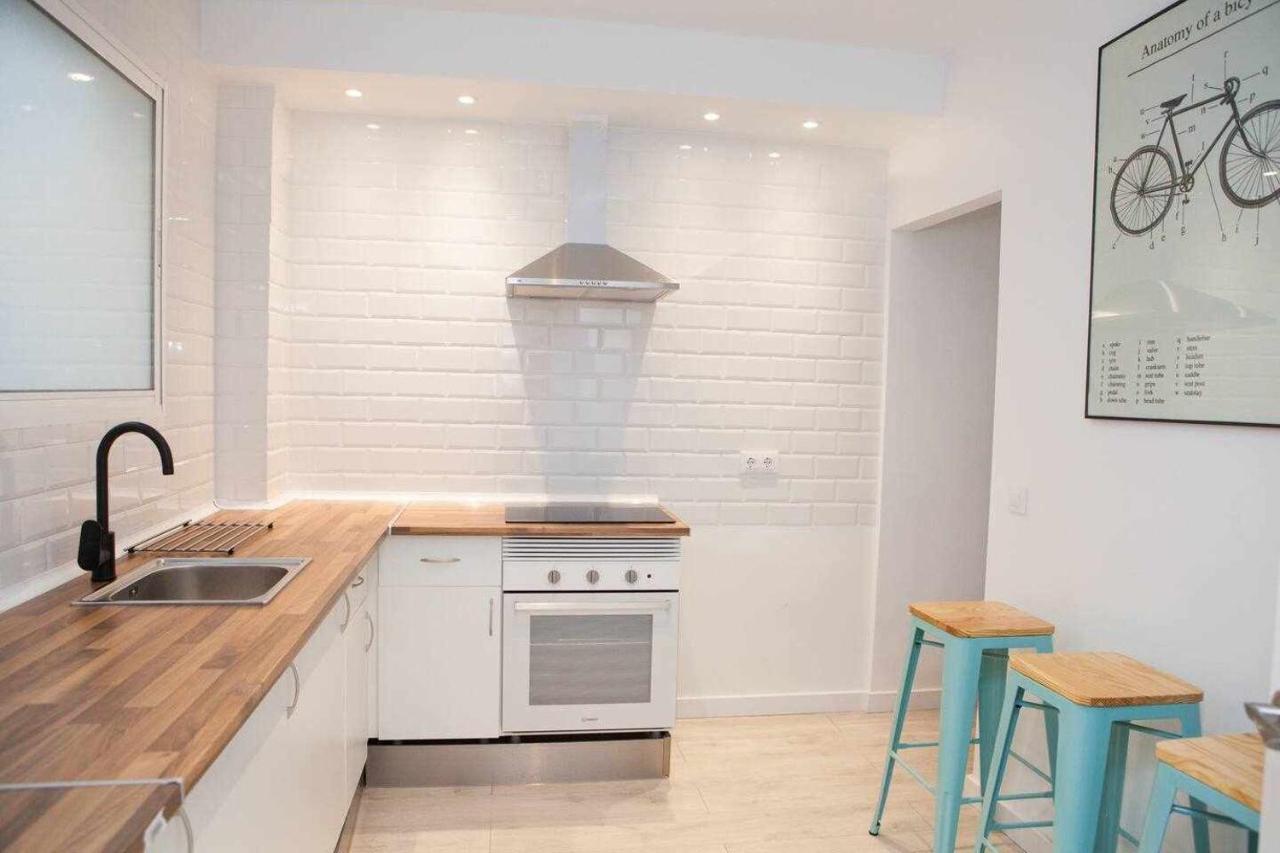 Isg Apartments Alhondiga- Piscina Casco Antiguo Free Parking 세비야 외부 사진
